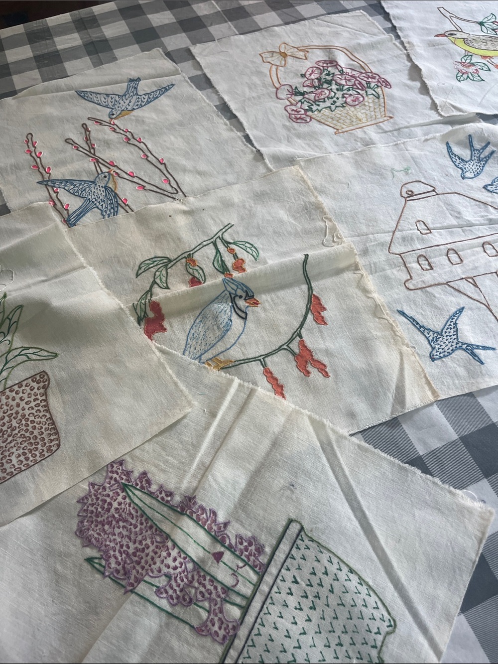 Vintage Hand-Embroidered Bird & Floral Cotton Cream quilt patchwork
